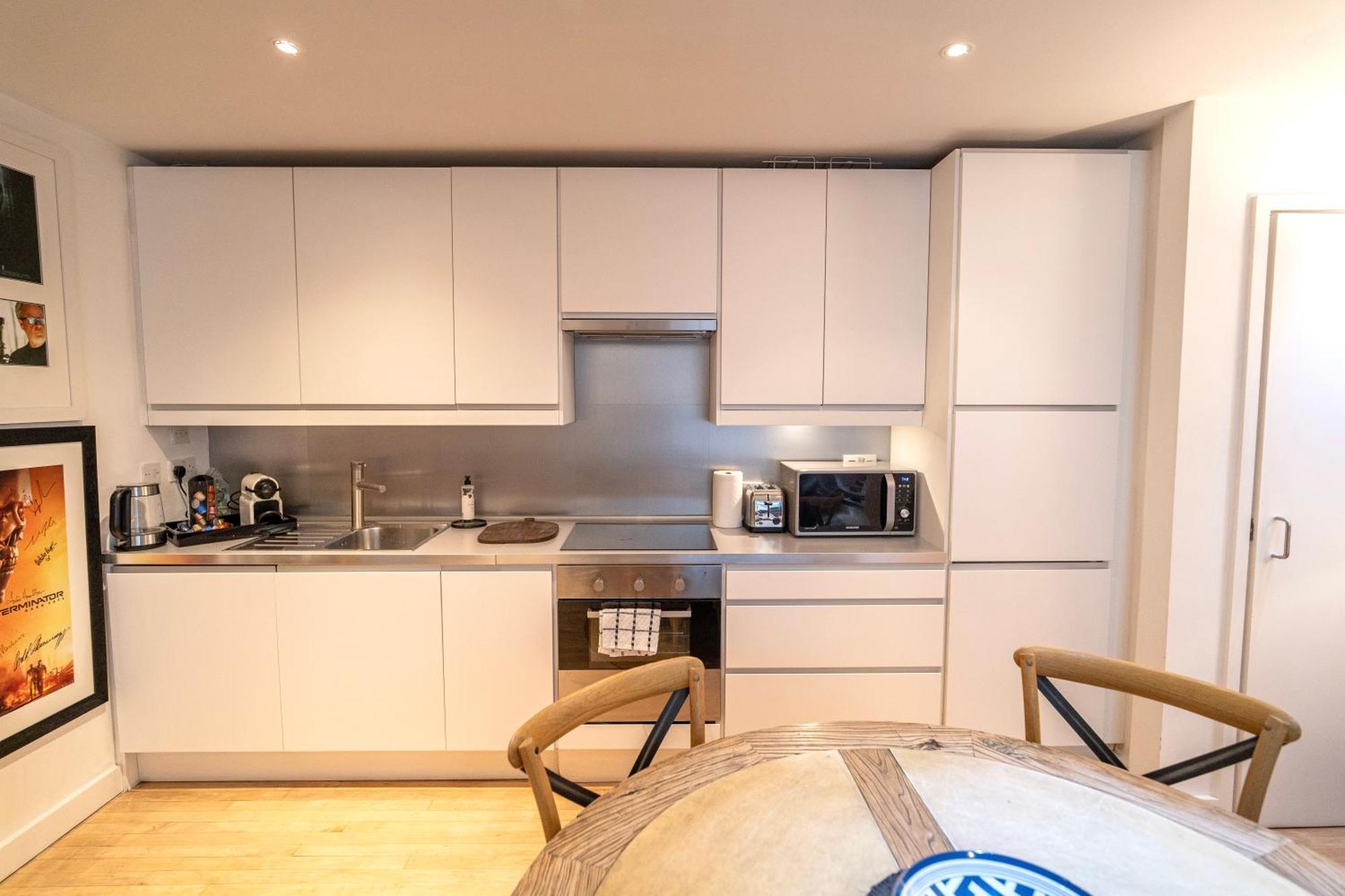 Spacious West End Duplex Apartment, W1 Central London Kültér fotó