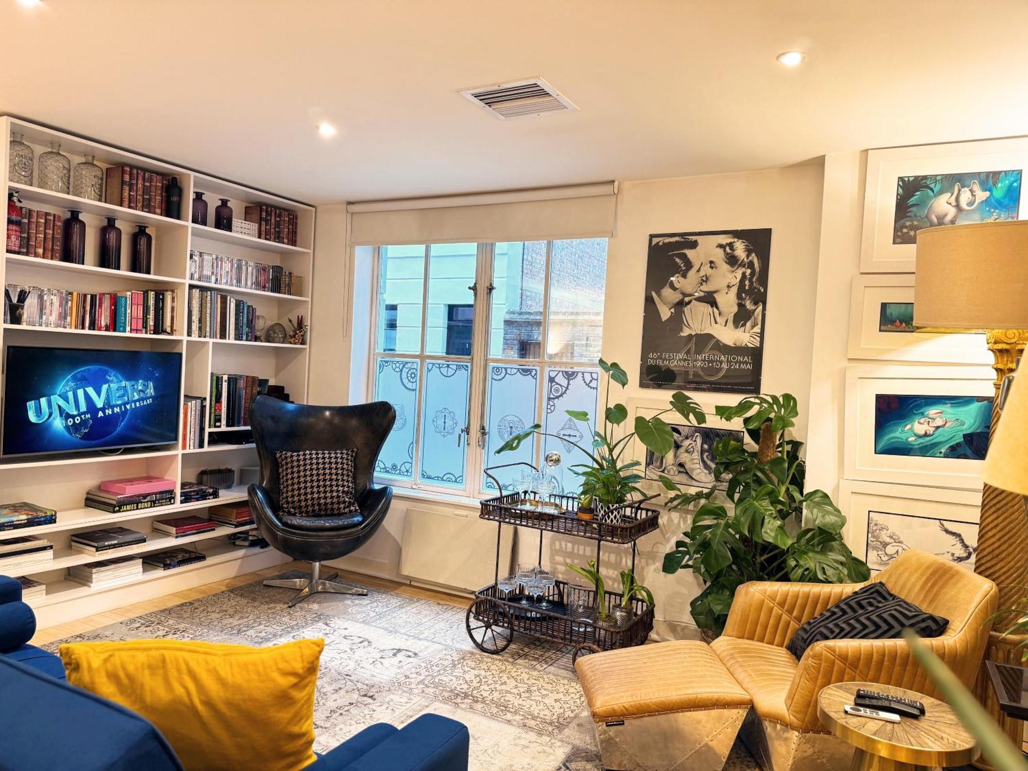 Spacious West End Duplex Apartment, W1 Central London Kültér fotó