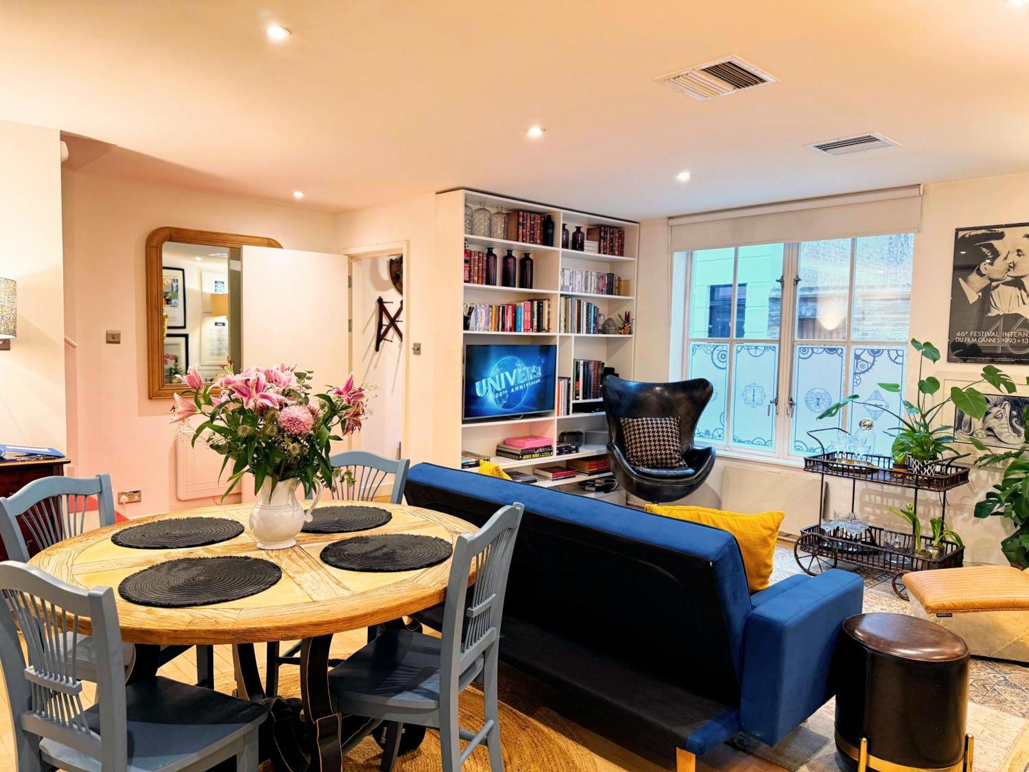 Spacious West End Duplex Apartment, W1 Central London Kültér fotó